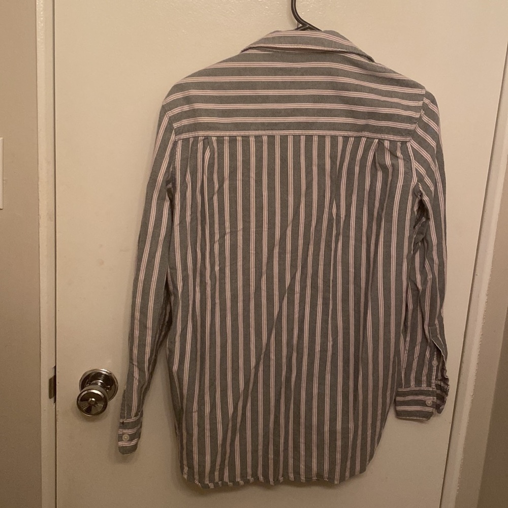blouse button up - Picture 2 of 2